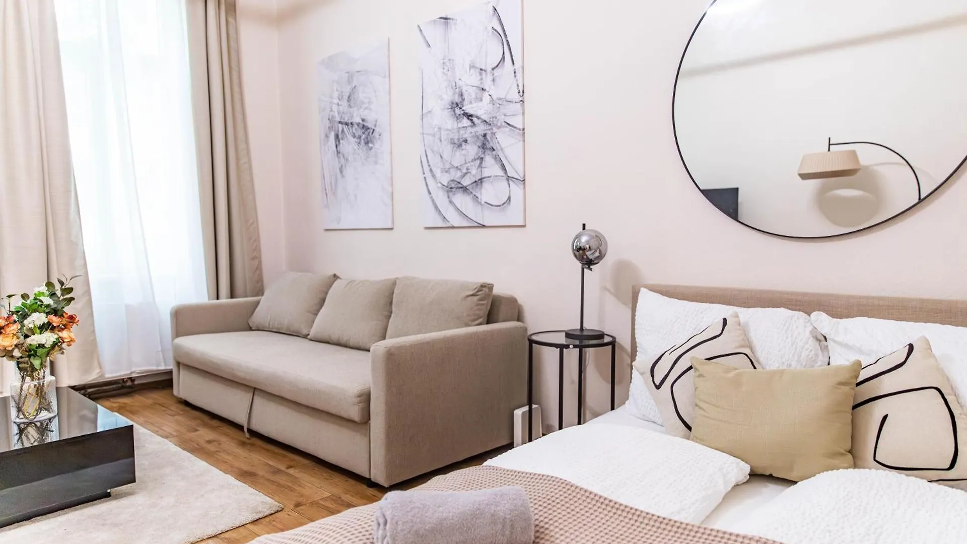 Stylish Apartment, Next To Schloss Belvedere Wiedeń Apartament