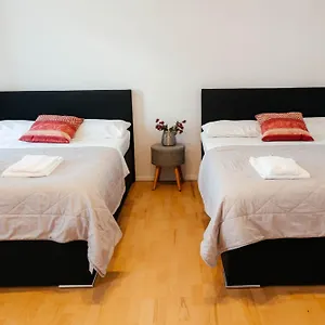 Lax Apartmán