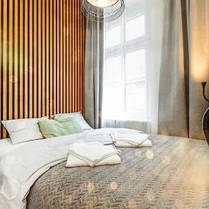 https://wyjtkowe-apartamenty-w-centrum.hotelswroclaw.com