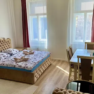 https://apartman-queen.brnohotels.org